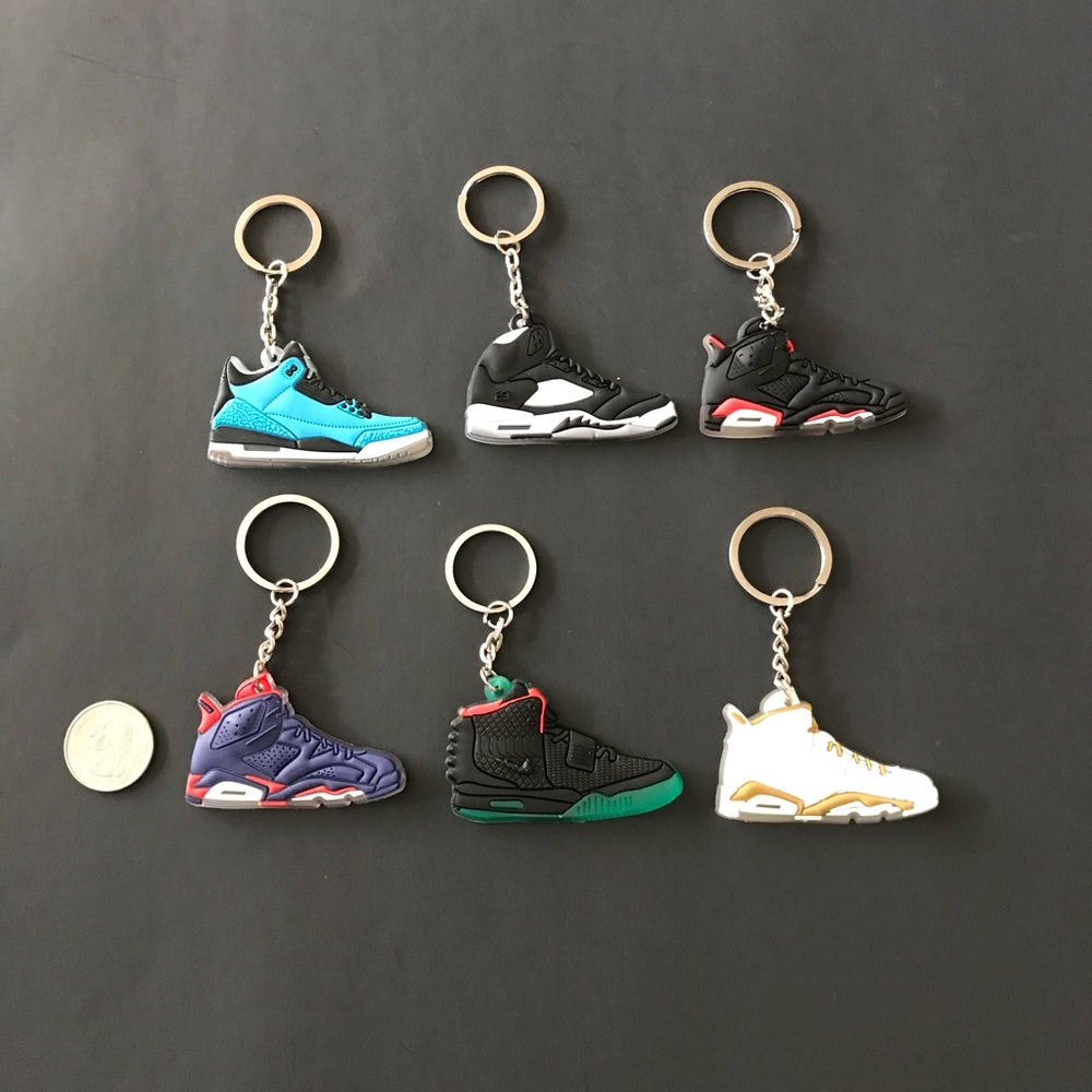 Air Jordan Sneaker Keychains - Picture 2 of 6